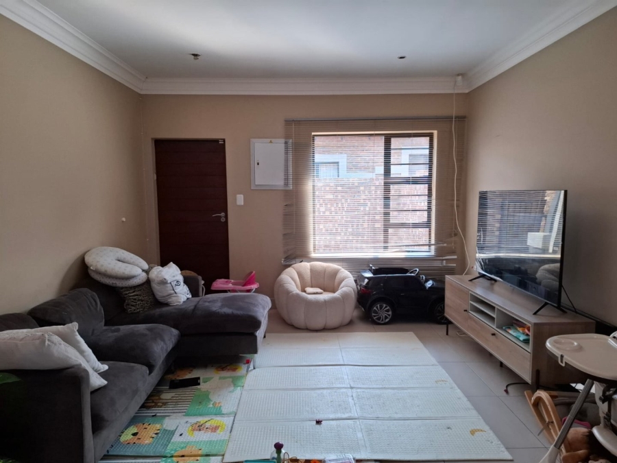 2 Bedroom Property for Sale in Heuwelsig Free State